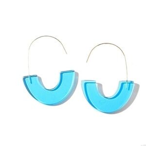 TURQUOISE clear “C-shape earrings 🛍